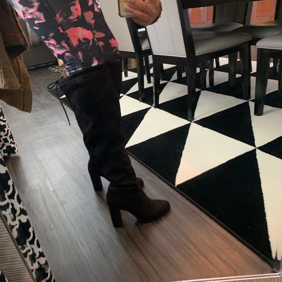 Mark /& Muddux Black Suede Knee high Chunky Heel Boots with Fringes Womens Shoes
